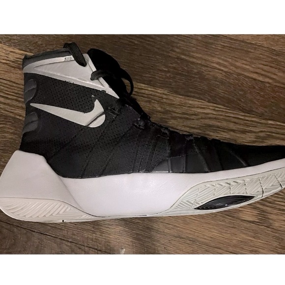 nike mens 2015 zoom sz 7.5 black silver mens high tops hyperdunk - Picture 4 of 13